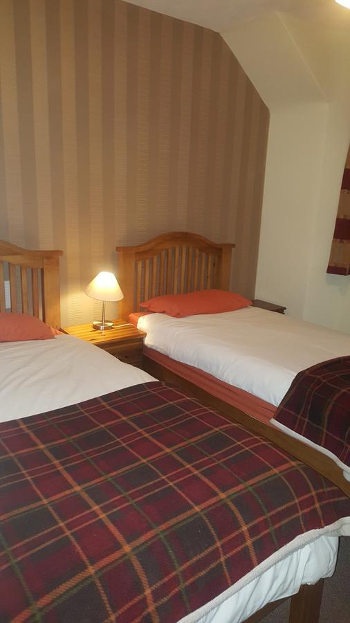 Ord Arms Hotel Muir of Ord Bagian luar foto